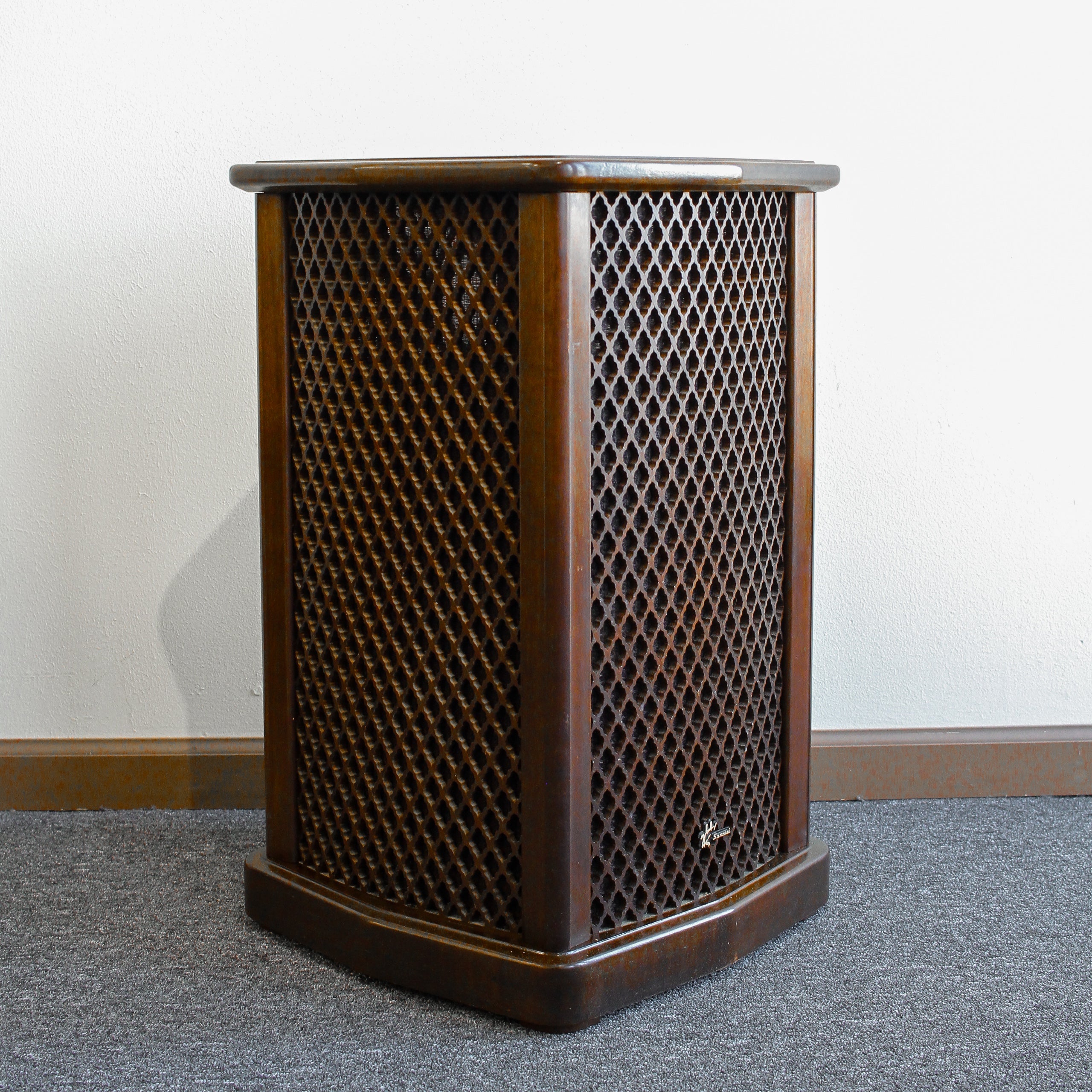 Sansui SF-2 “Omni-Radial” Floor Speakers | The Vinyl Stop